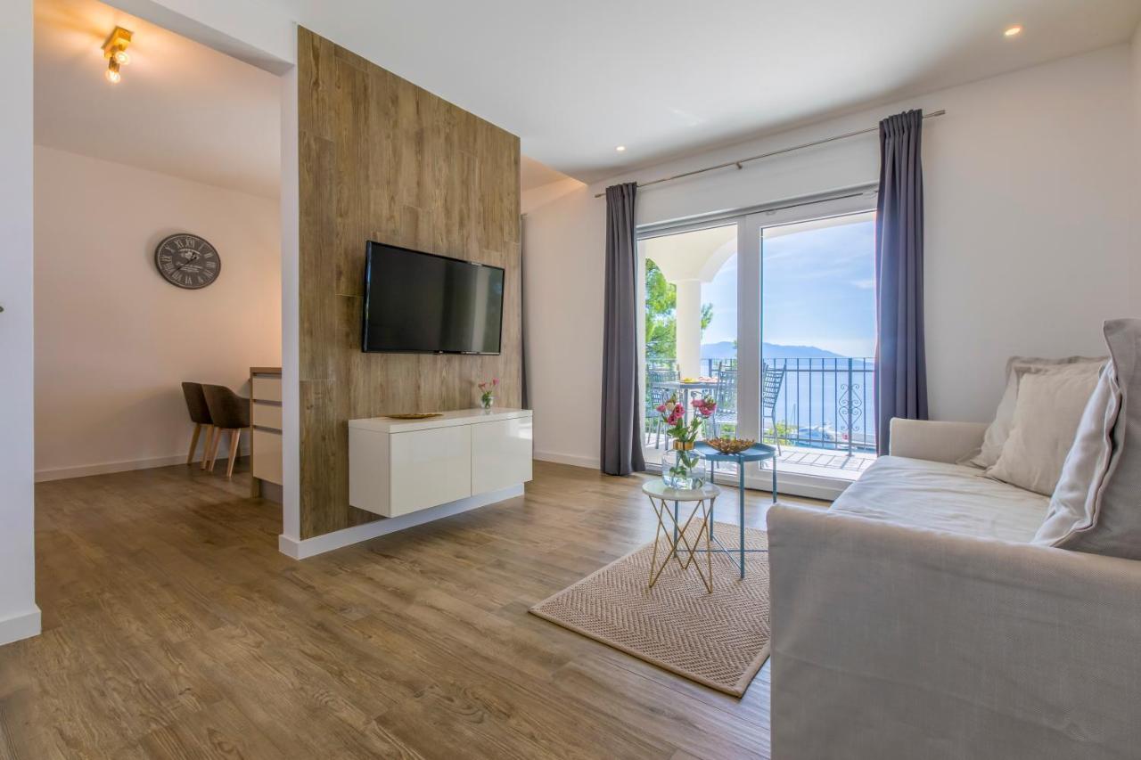 Palace Paulina Apartments Novi Vinodolski Eksteriør bilde